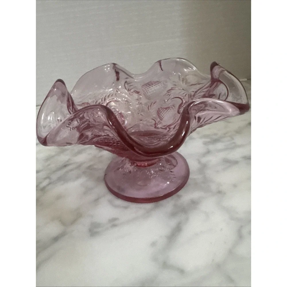 Fenton Dusty Rose Strawberry Compote Vintage Swirl